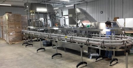 The Right Conveyor System for Bottling Operations During Peak Production Months